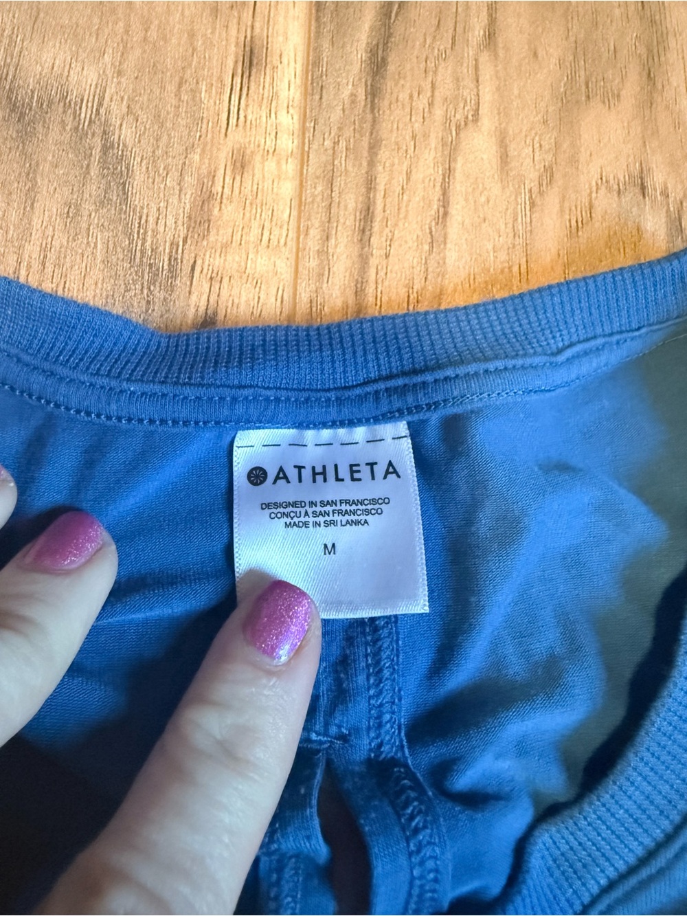 Athleta Blue Scoop Neck Tank Top | Keyhole Back | Lightweight | Size M - Picture 2 of 3
